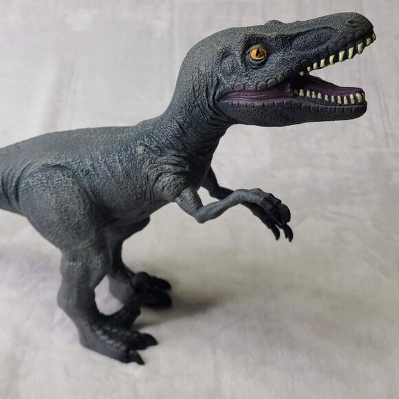 2014 20" Velociraptor 2234C Toys R US soft Rubber Jurassic Dinosaur - Picture 6 of 13